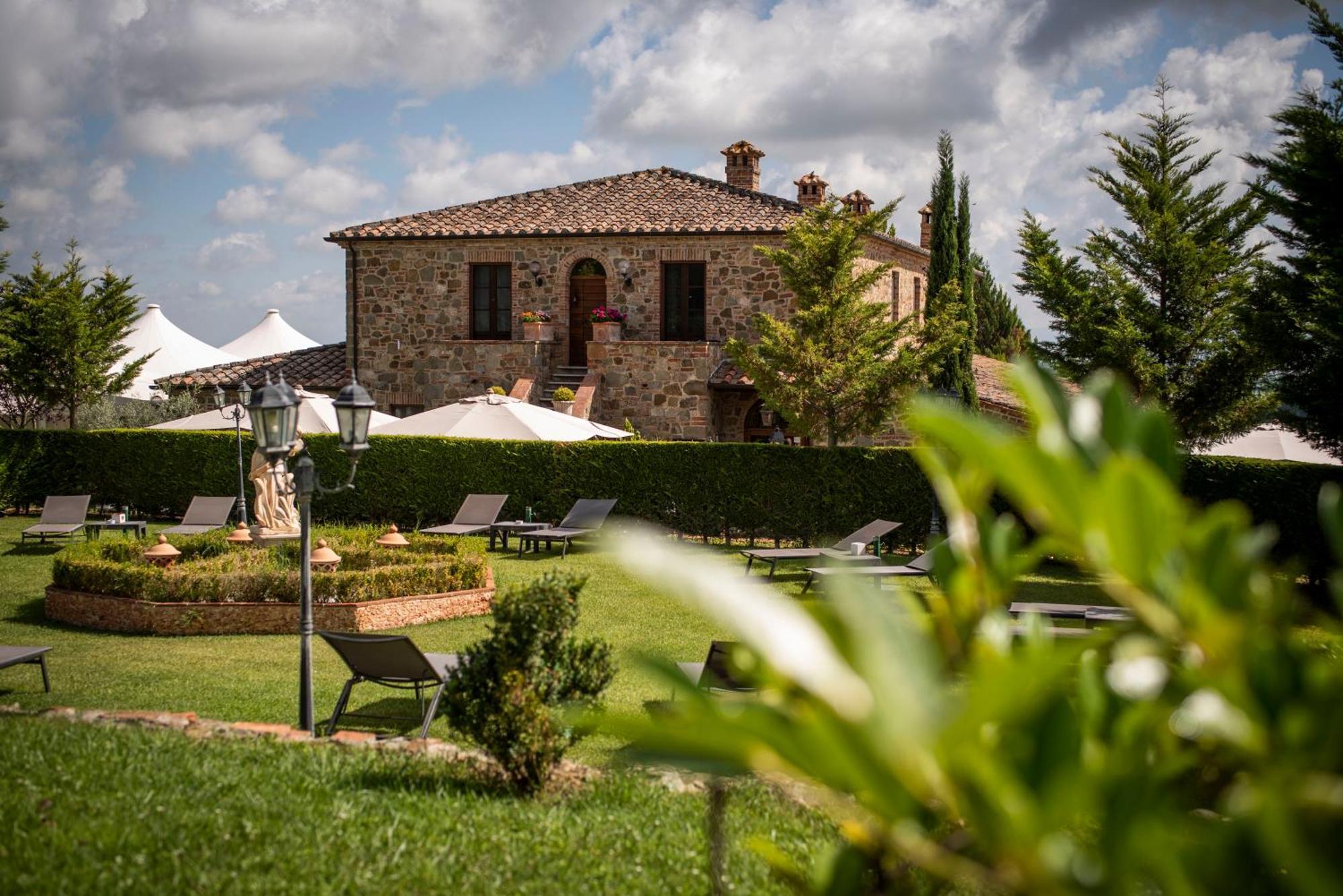 Poggio Paradiso Resort & Spa Montefollonico Exterior foto
